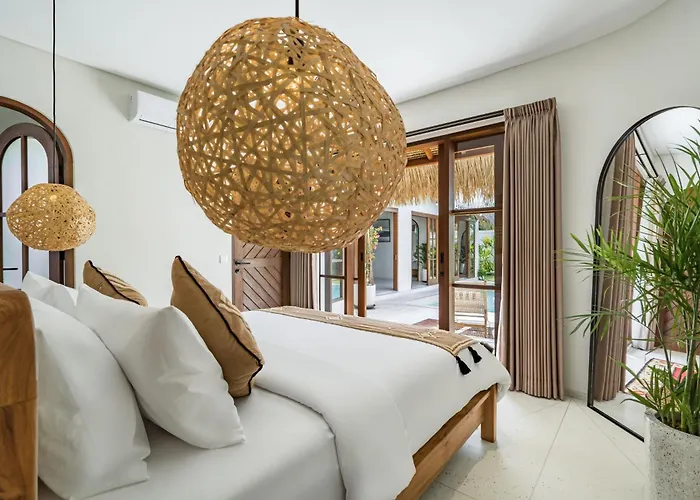 Villa Mansica Bingin By Balisuperhost